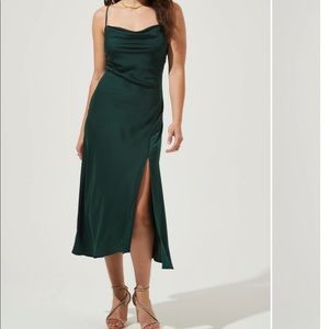 ASTR Gaia MIDI Dress